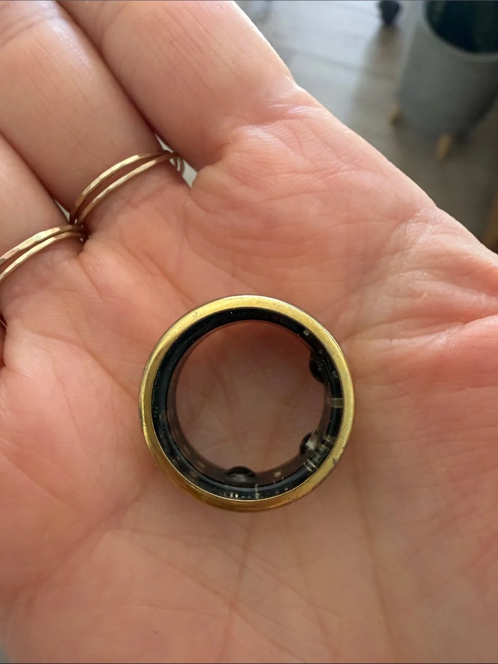 Oura Gold Tone Smart Ring with Black Interior